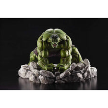 Marvel ArtFX Premier Hulk Limited Edition Statue