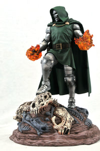 Gallery Marvel Comics Fantastic Four Doctor Doom PVC Statue