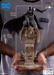 Iron Studios BDS 1/10 Art Scale Limited Edition Statue Batman Deluxe by Eddy Barrows