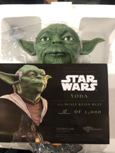 Star Wars Return of the Jedi Legends in 3D Yoda 1/2 Scale Bust Artist Proof AP/1000